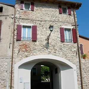 Antiche Mura , Puegnago sul Garda Italien